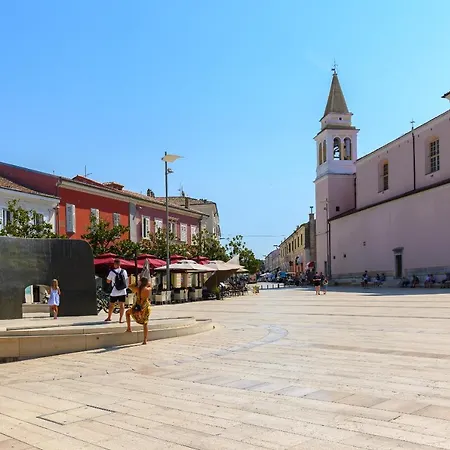 Dida & Nonna Piazza View Apartment Poreč